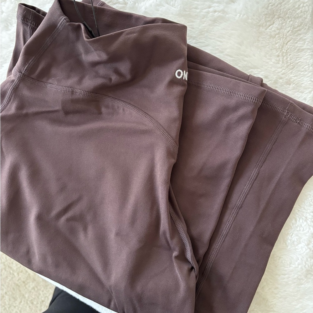 Soft motion umber brown